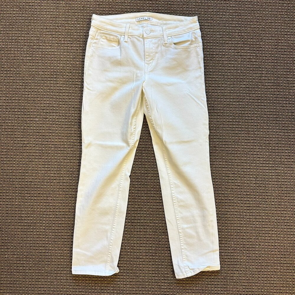 Level 99 Straight Leg Jean in White Size 27